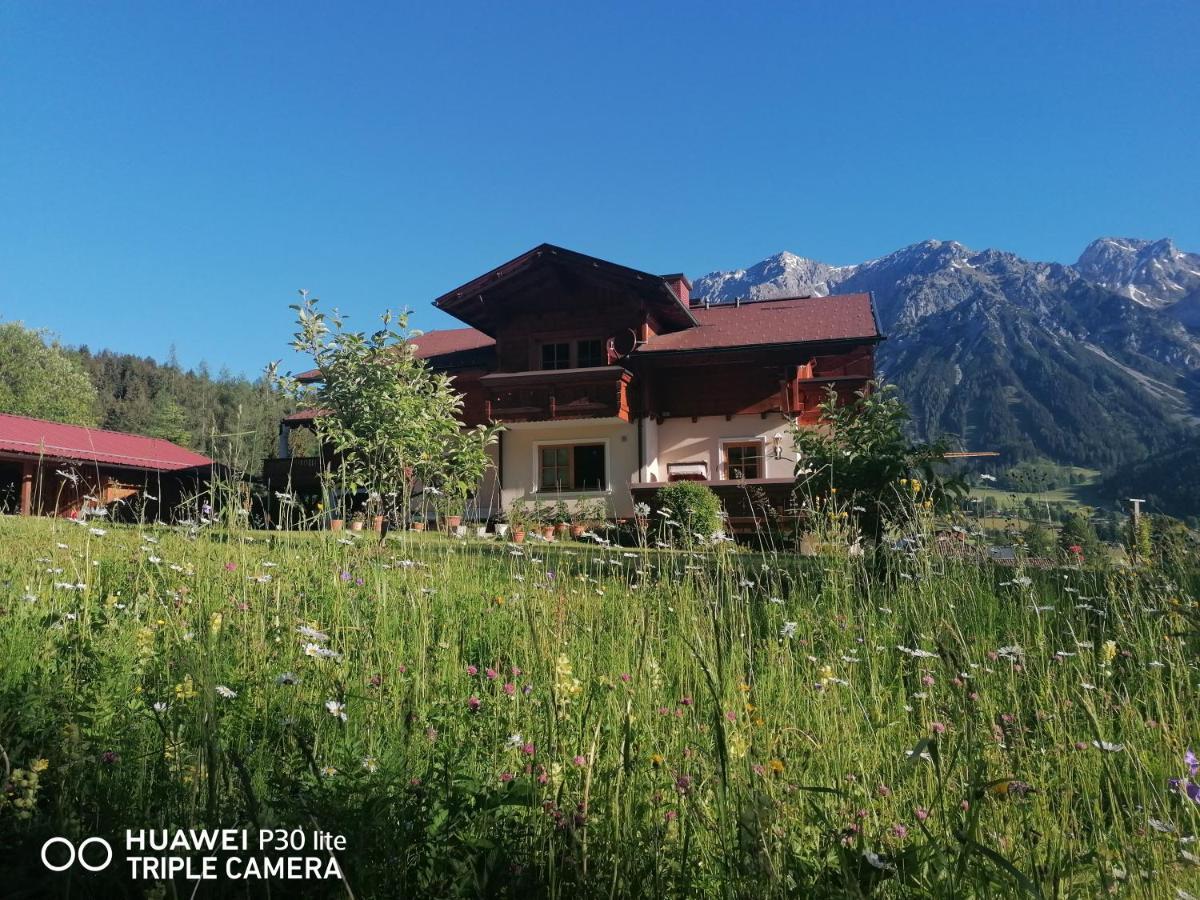 Landhaus Bellevue 람자우 암 다흐스타인 외부 사진